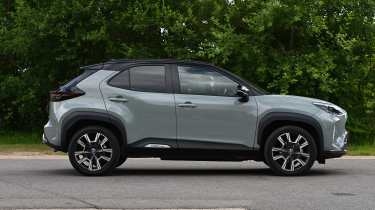 Toyota Yaris Cross - side static